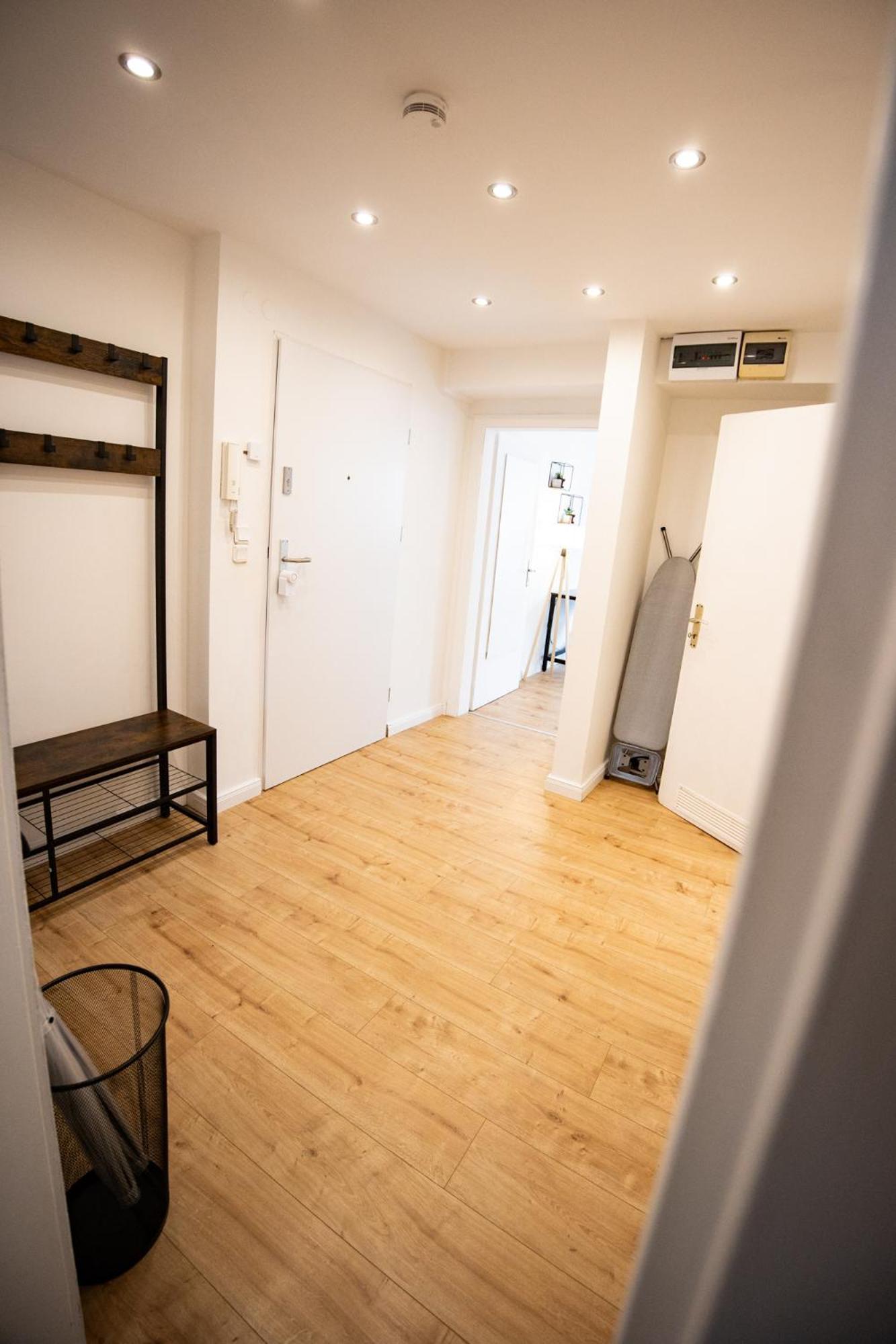 Me Living Bad Pyrmont Innenstadt 10 Meter Balkon ภายนอก รูปภาพ