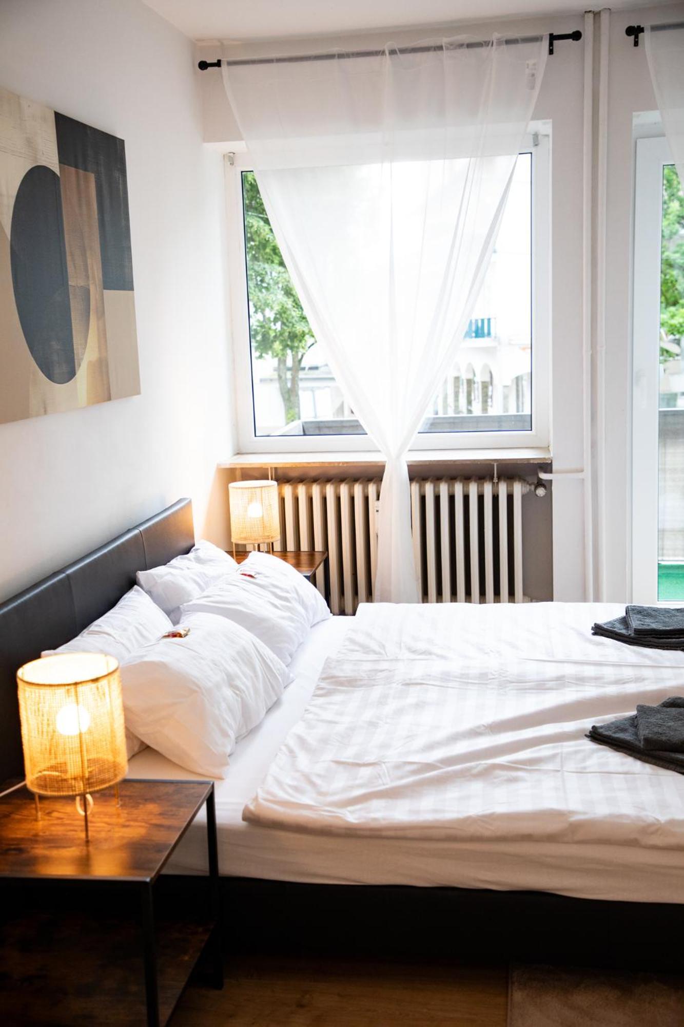 Me Living Bad Pyrmont Innenstadt 10 Meter Balkon ภายนอก รูปภาพ
